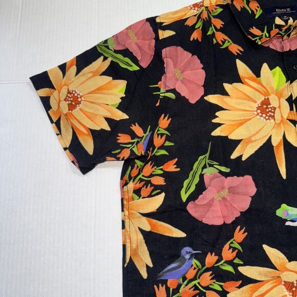 Roark Shirt Mens Size M Short Sleeve Button Classic Fit Floral Summer Black - Picture 6 of 13